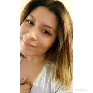 Meet your Posher, Beatriz